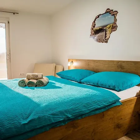 Vin Vez Apartmaji 모라브스케토플리체