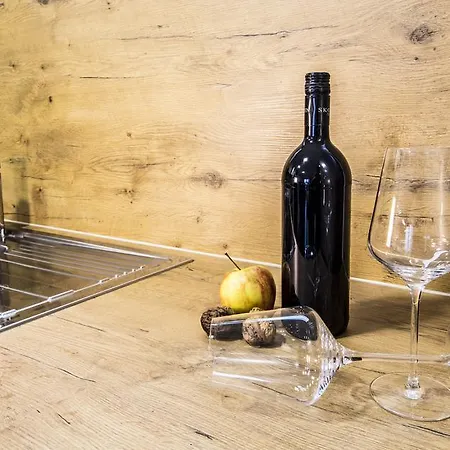 아파트 Vin Vez Apartmaji 모라브스케토플리체